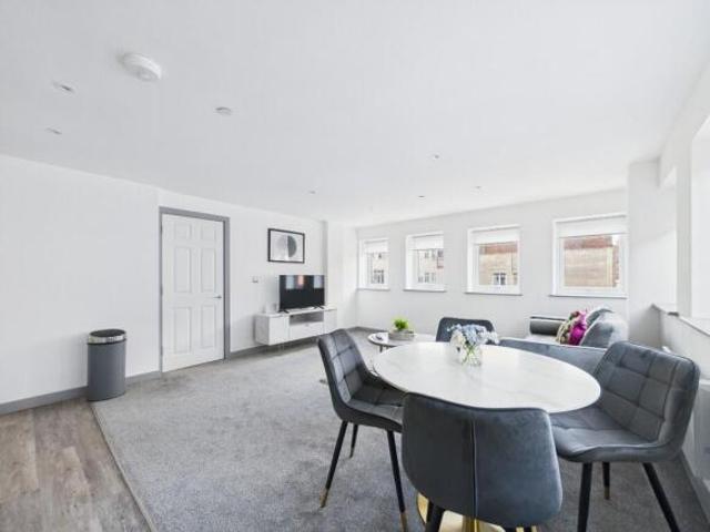 Flat for sale in Ballindoch, Scotland