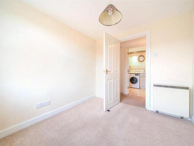 Flat for sale in Orpington, Greater London