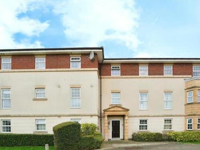 House for sale in Gloucester, Gloucestershire