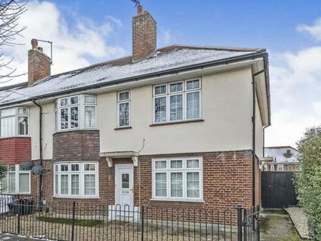 House for rent in Lyons, Greater London
