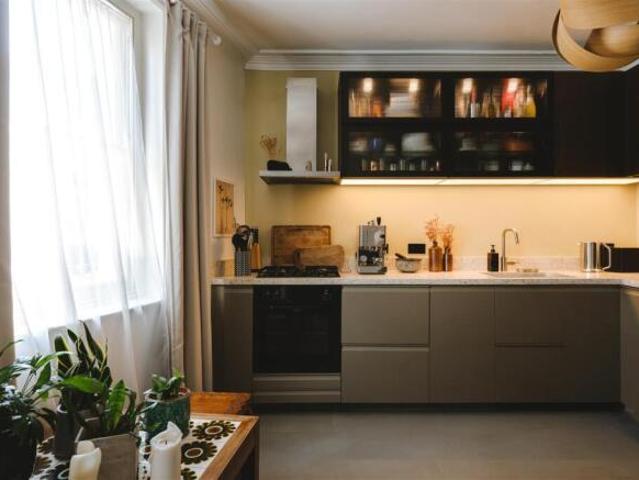Flat for sale in South Hackney, Greater London