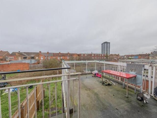 Flat for sale in Ball Hill, West Midlands