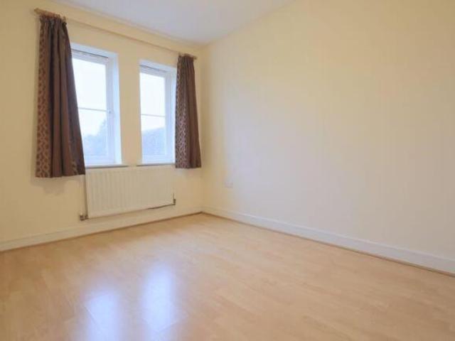 Flat for sale in St Leonards, Watergate