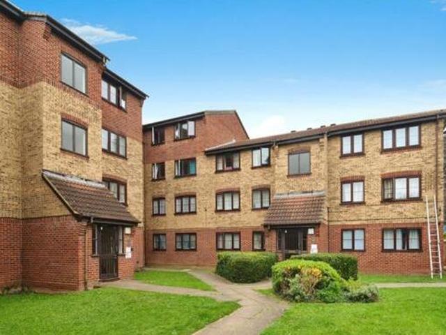 House for sale in Little Thurrock, Grays