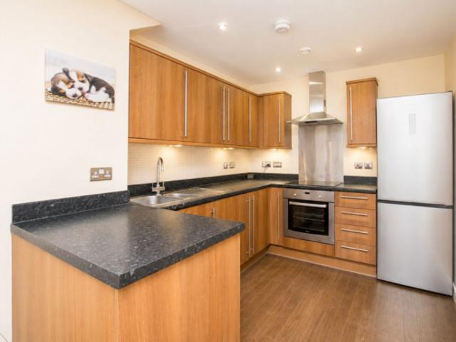 Flat for sale in Grays, Essex