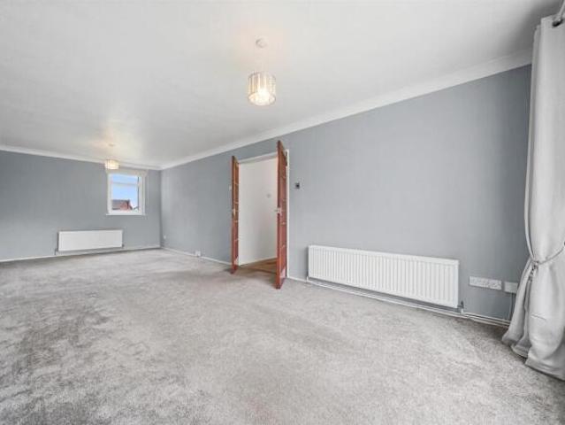 Flat for sale in Netherton, Wychavon
