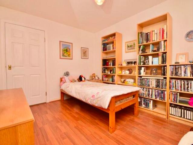 Flat for sale in Mearns, Scotland