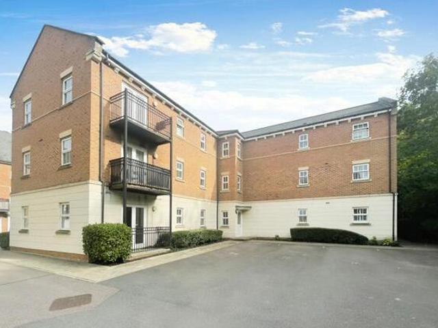 House for sale in Swanscombe and Greenhithe, Monks Orchard