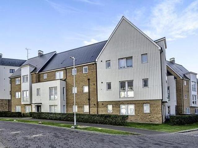 House for sale in St Clements Lakes, Dartford