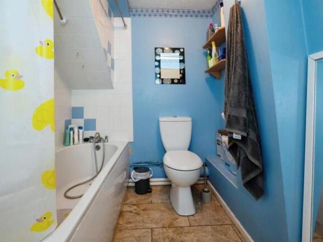 Flat for sale in Freemantle, Southampton