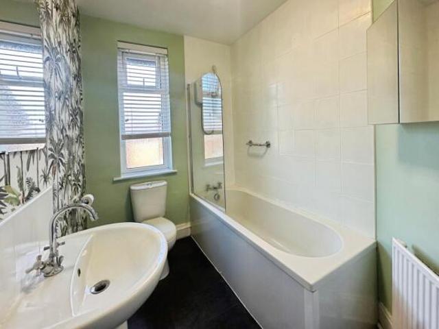 Flat for sale in High Heaton, Tyne And Wear