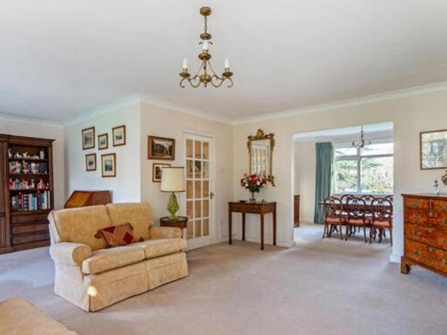 House for sale in Abbotswood, Guildford