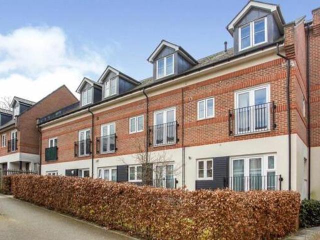 House for sale in Boxgrove, Westborough