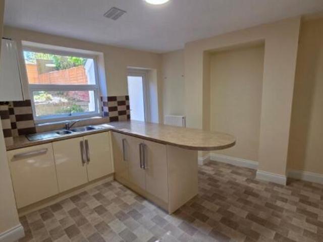 Flat for sale in Folkestone