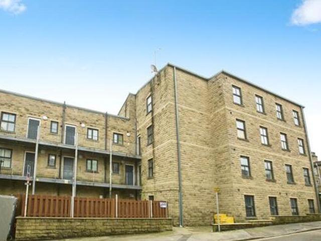 House for sale in Boothtown, Halifax