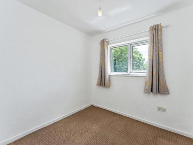 Flat for sale in Upton-by-Chester, Two Mills