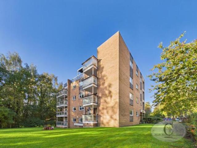 Flat for sale in Hamilton, Leicester