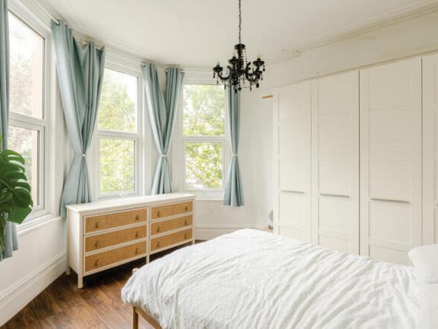 Flat for sale in Feckenham, City Of Bristol