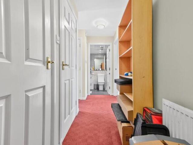 Flat for sale in Garngad, Scotland