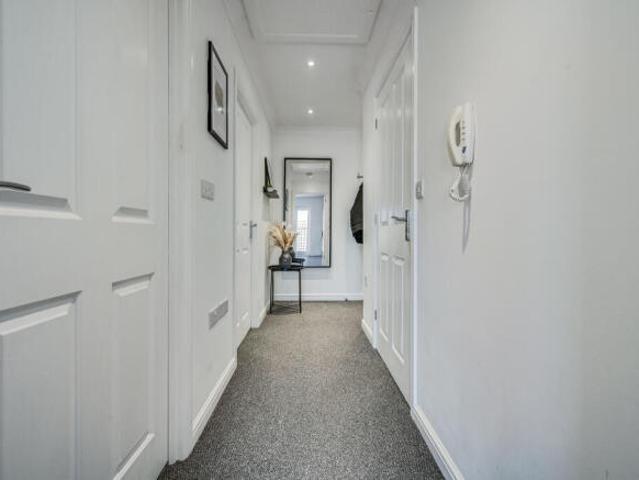 Flat for sale in Chelmsford
