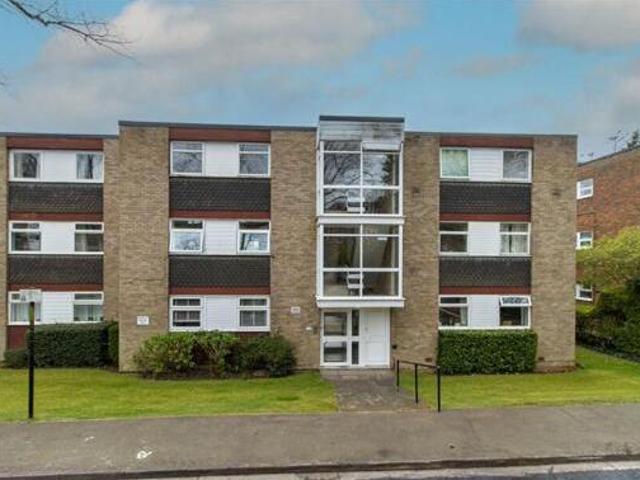 House for sale in Hatching Green, Five Acres