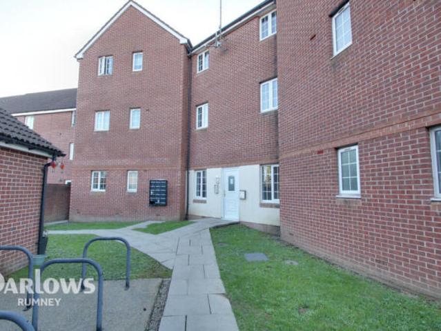 Flat for sale in Falcon Lodge, Wales