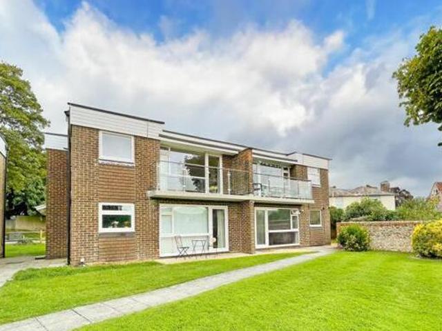 House for sale in Perryfields, West Sussex