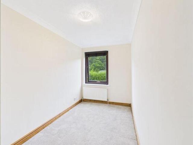 Flat for sale in Sandown Park, Kent