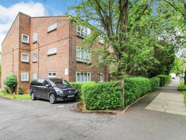 House for sale in Greater London