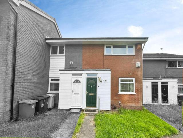 Flat for sale in Lee Bank, Greater Manchester
