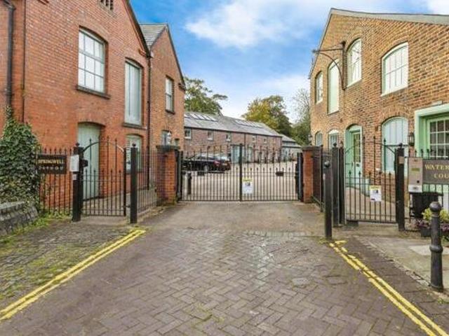 House for sale in Spring Vale, Hampshire