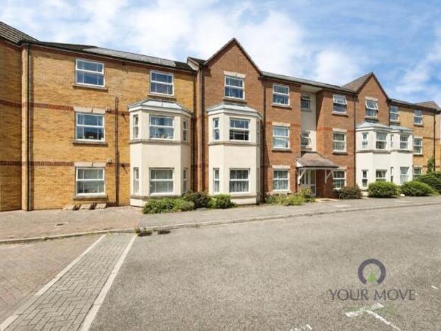 Flat for sale in Midway, Kent