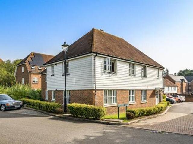 House for sale in Bolnore Village, Perryfields