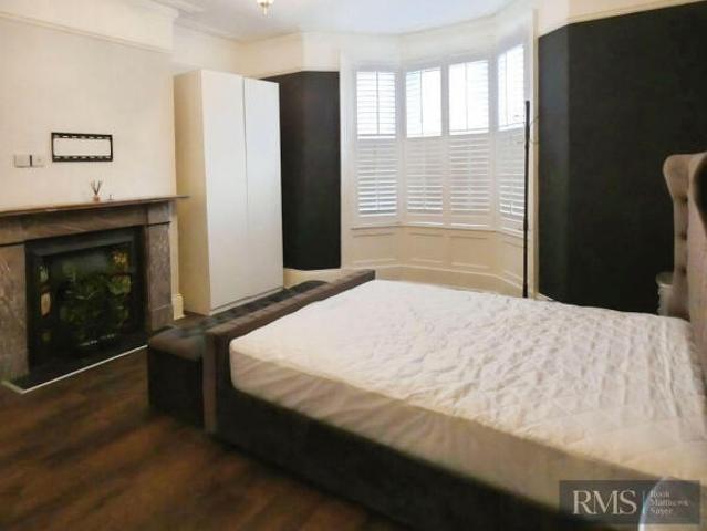 Flat for sale in Jesmond, Tyne And Wear