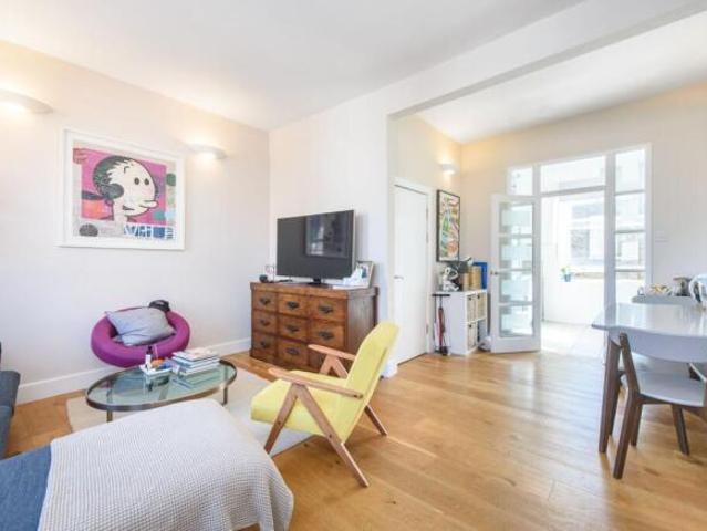 Flat for sale in Hampstead, Greater London