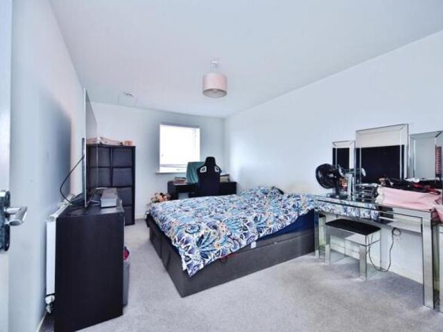 Flat for sale in Harbourland, Maidstone
