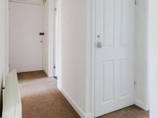 Flat for sale in Llanishen, Wales