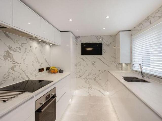 Flat for sale in The Slade, Oxfordshire