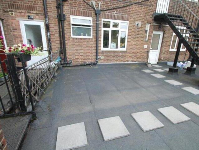 Flat for sale in Beckenham, Greater London