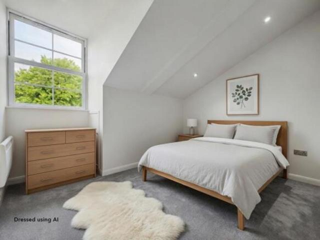 Flat for sale in Harrogate, North Yorkshire