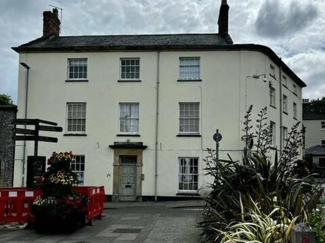 House for rent in Lyons, Greater London
