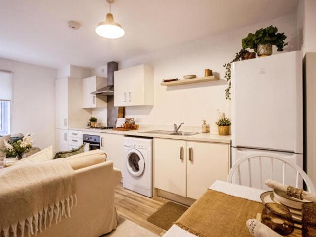 Flat for sale in Killingbeck, West Yorkshire