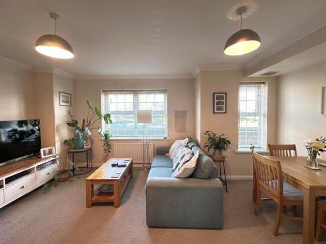 Flat for sale in Martyrs Field, The Bridge