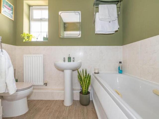 Flat for sale in Martyrs Field, The Bridge