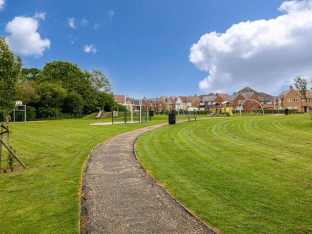 Flat for sale in Newton Leys, Milton Keynes