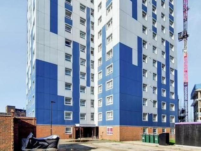 House for sale in Greater London
