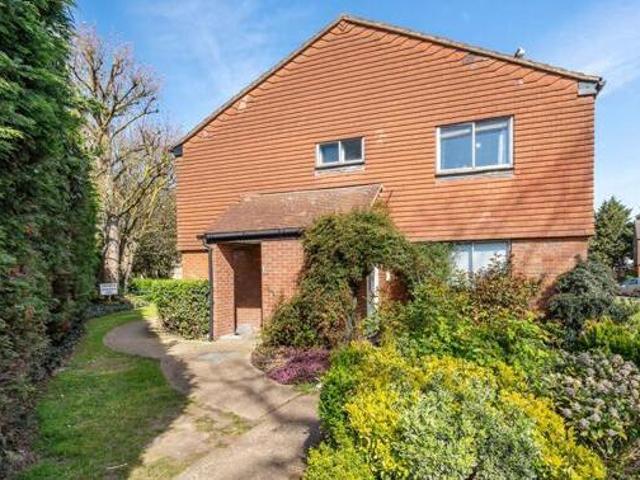 House for sale in Greater London