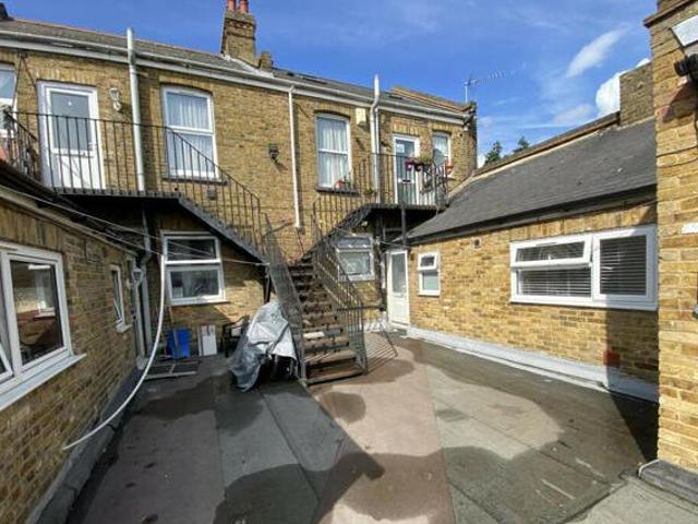 House for sale in Greater London
