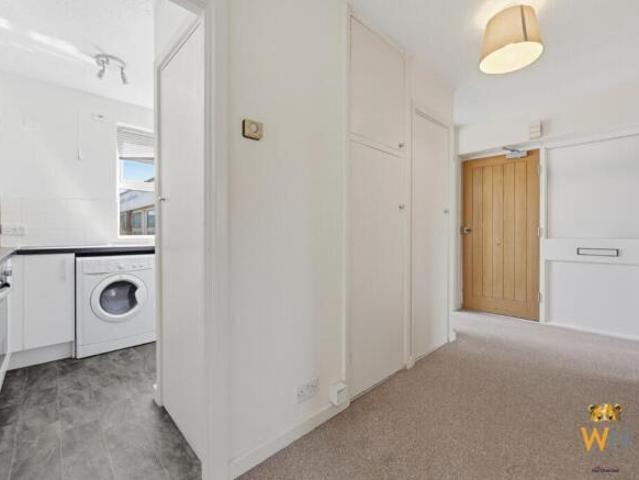 Flat for sale in Navestock Side, Essex