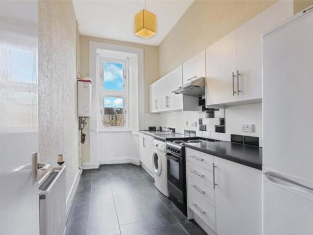 Flat for sale in Partick, Glasgow